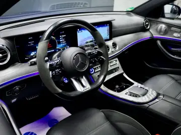 MERCEDES-BENZ E63 S AMG 4Matic  HEADUP PANO 360  BURMESTER