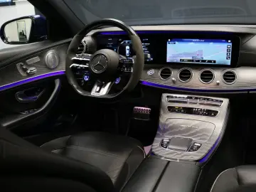 MERCEDES-BENZ E63 S AMG 4Matic  HEADUP PANO 360  BURMESTER