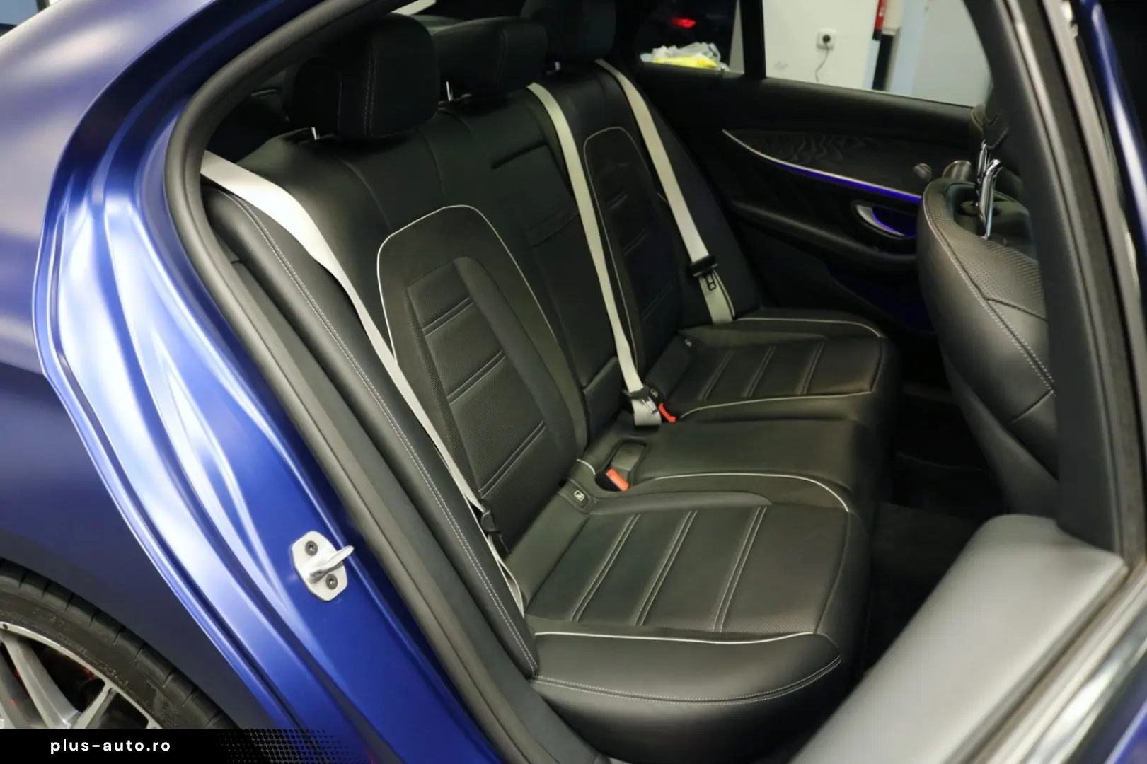 MERCEDES-BENZ E63 S AMG 4Matic  HEADUP PANO 360  BURMESTER