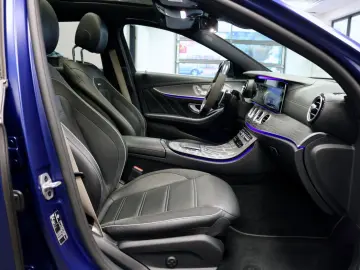 MERCEDES-BENZ E63 S AMG 4Matic  HEADUP PANO 360  BURMESTER