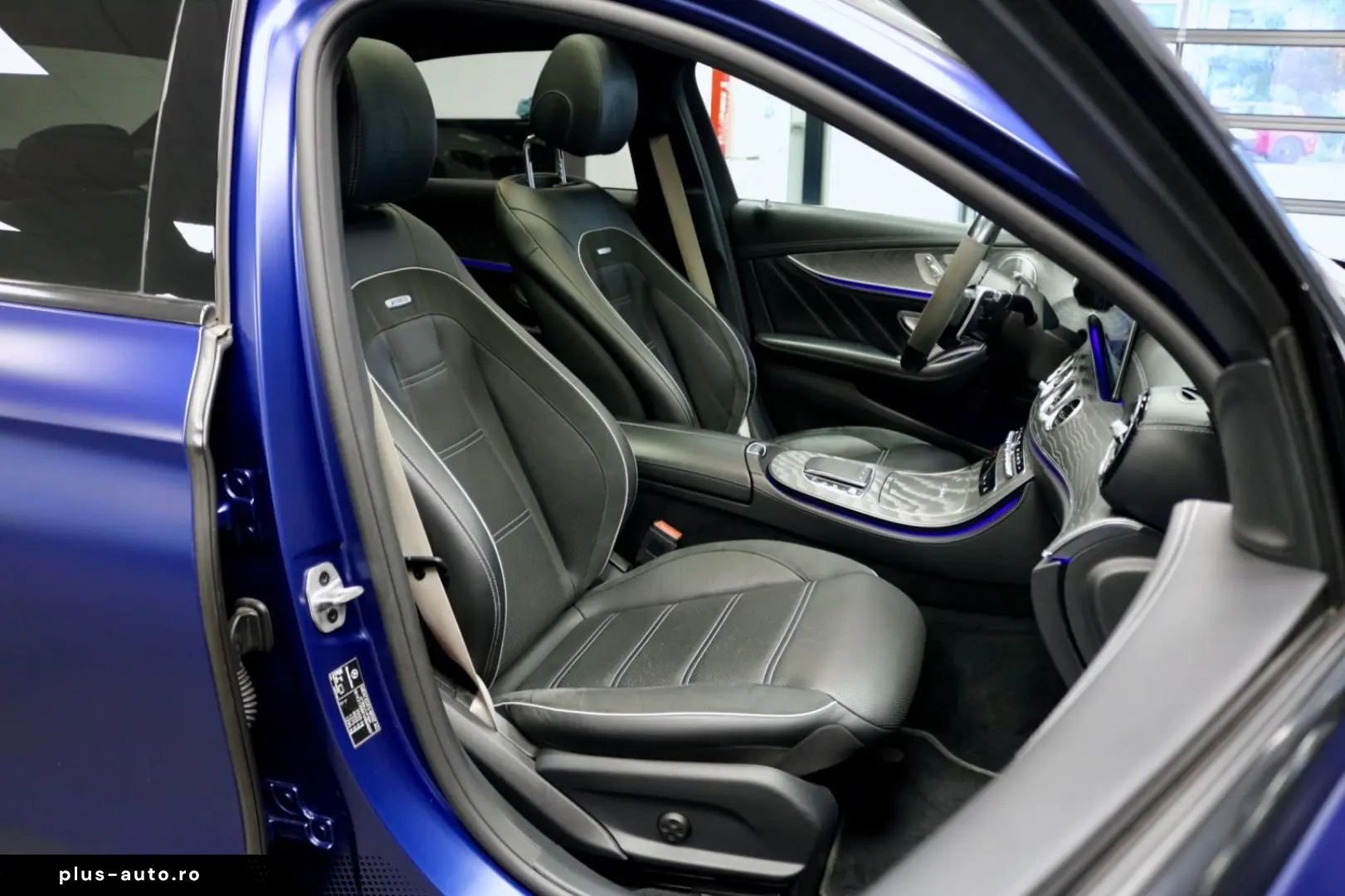 MERCEDES-BENZ E63 S AMG 4Matic  HEADUP PANO 360  BURMESTER