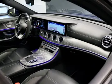 MERCEDES-BENZ E63 S AMG 4Matic  HEADUP PANO 360  BURMESTER