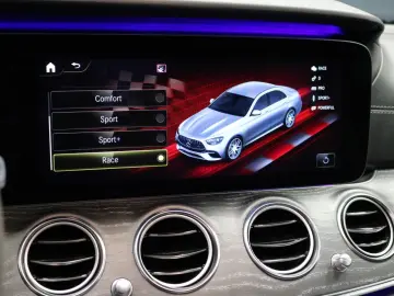 MERCEDES-BENZ E63 S AMG 4Matic  HEADUP PANO 360  BURMESTER