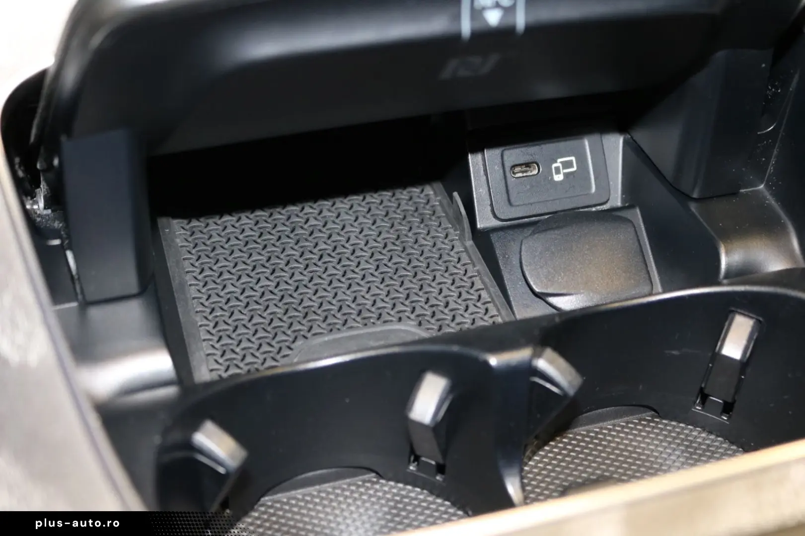 MERCEDES-BENZ E63 S AMG 4Matic  HEADUP PANO 360  BURMESTER