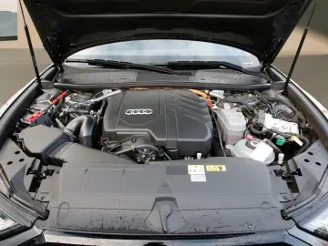 AUDI A6 Lim 50 TFSI e Q S line 20  PANO 360  MATRIX