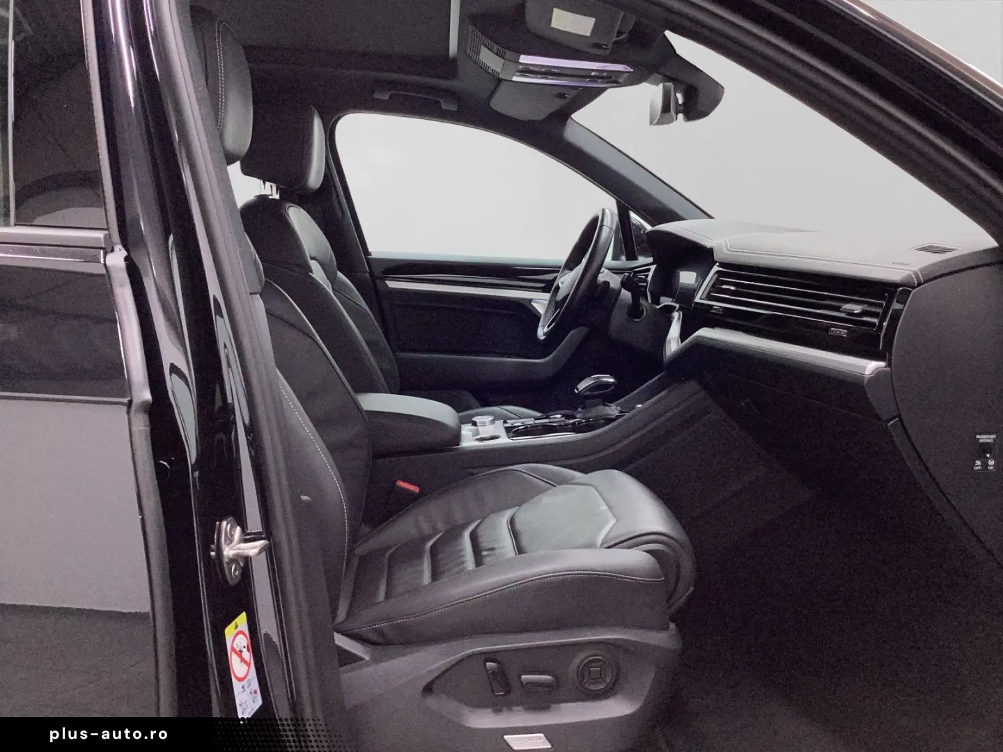 VW Touareg 3.0 TDI 4M PANO KAMERA LEDER