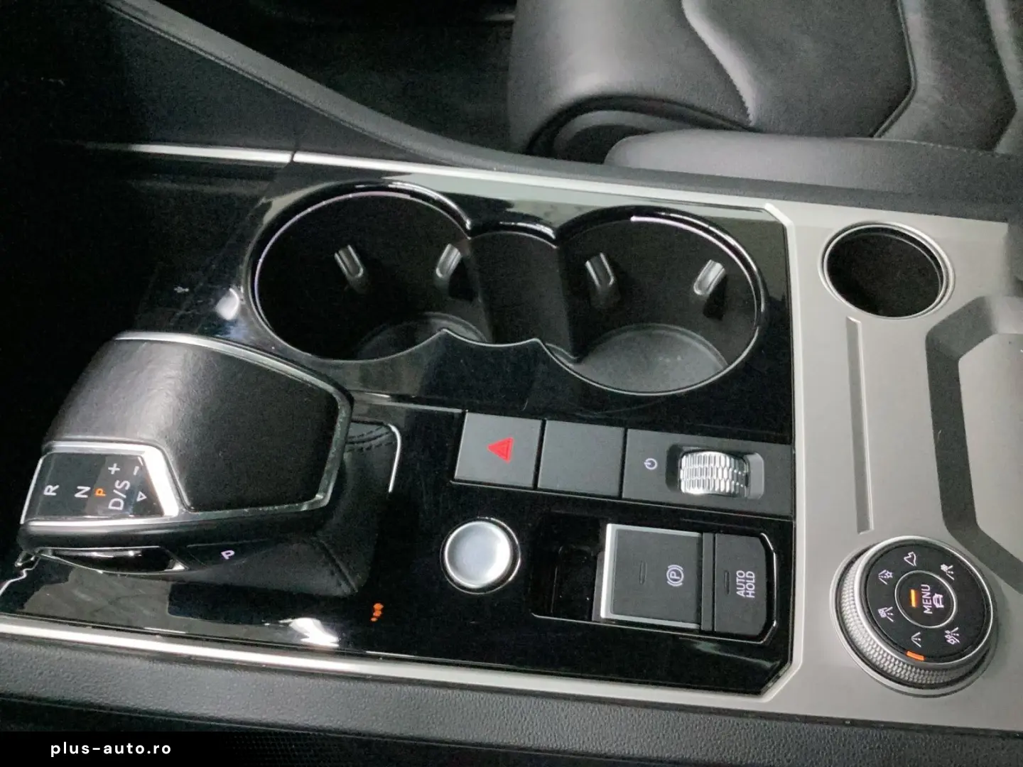 VW Touareg 3.0 TDI 4M PANO KAMERA LEDER