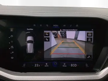 VW Touareg 3.0 TDI 4M PANO KAMERA LEDER