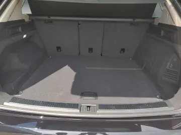 VW Touareg 4Motion 3.0 TDI AHK Pano ACC PDC VC DAB