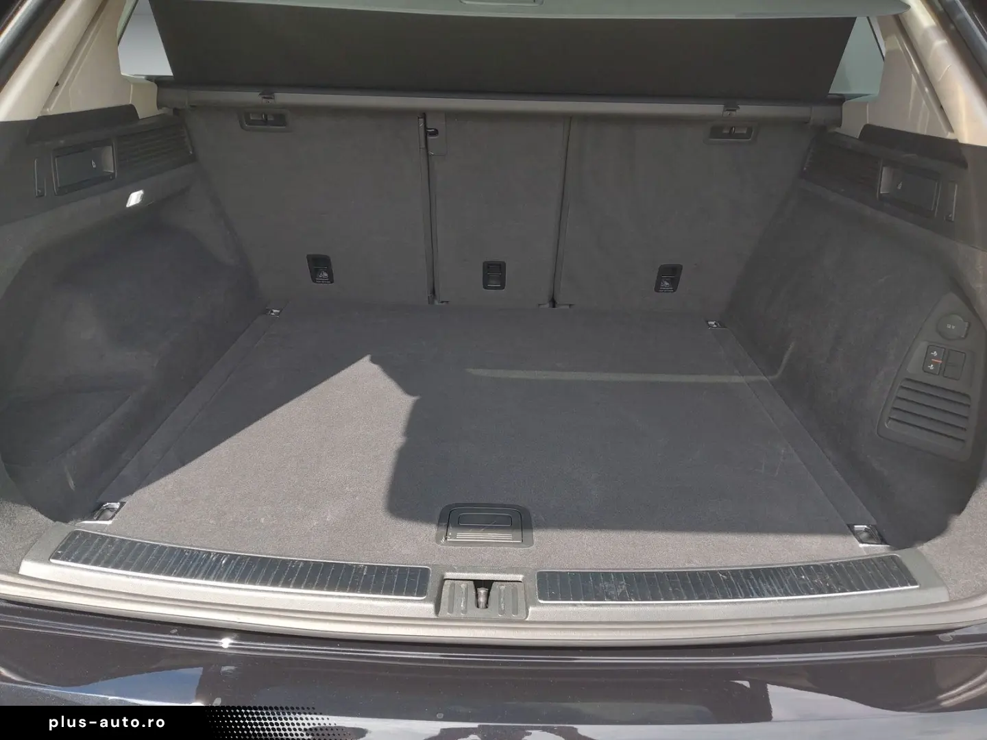 VW Touareg 4Motion 3.0 TDI AHK Pano ACC PDC VC DAB