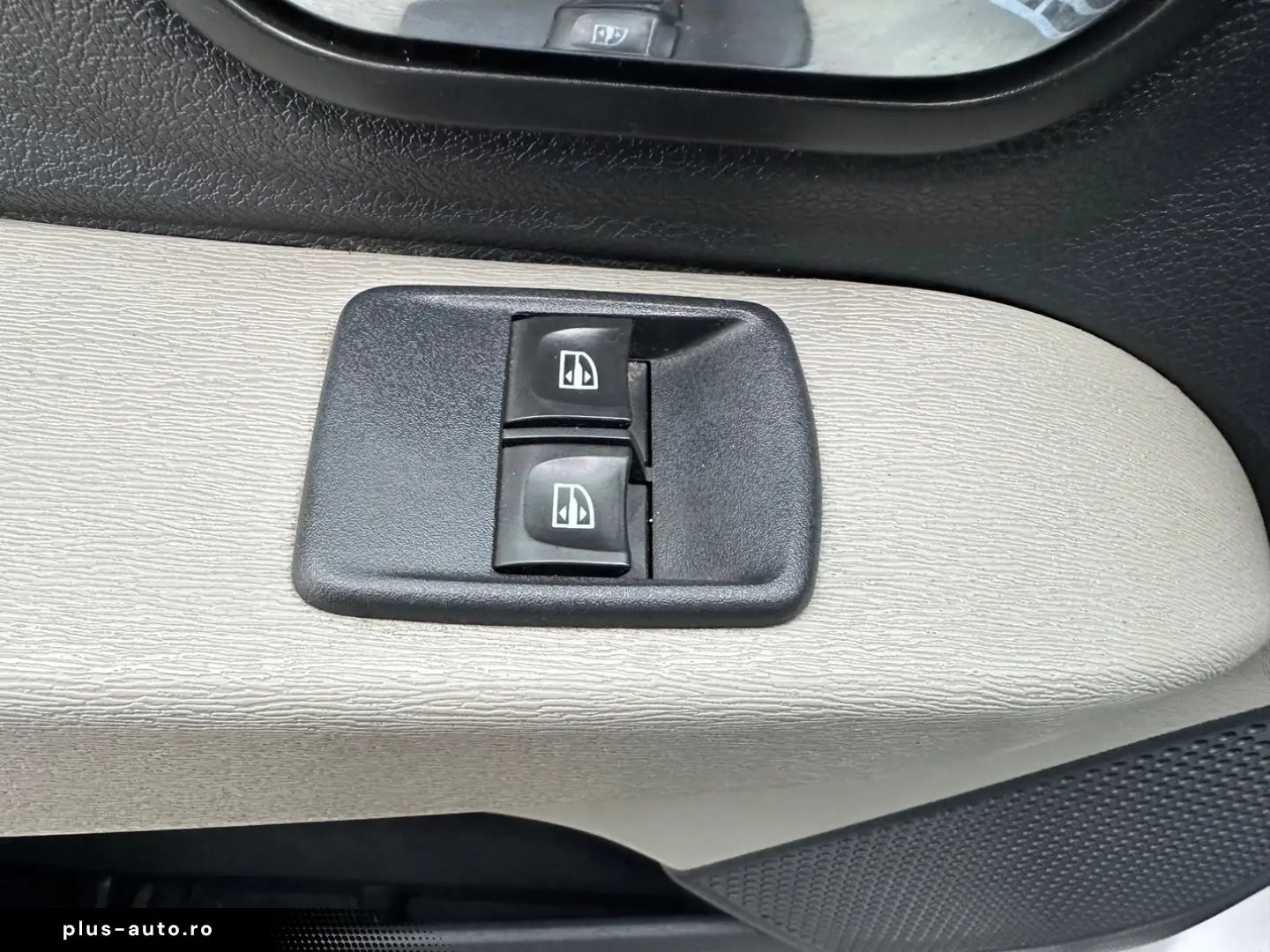 Dacia Lodgy Laureate 1.5 dCi 2013 EURO5