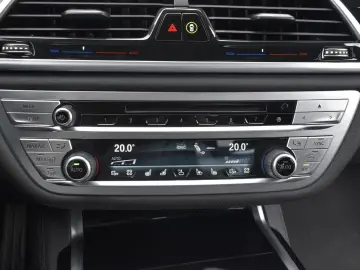 BMW 745 7-serie 745e High Executive