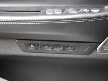 BMW 745 7-serie 745e High Executive