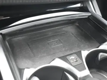 BMW 745 7-serie 745e High Executive