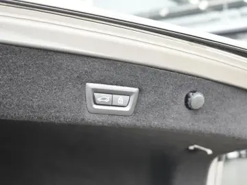 BMW 745 7-serie 745e High Executive