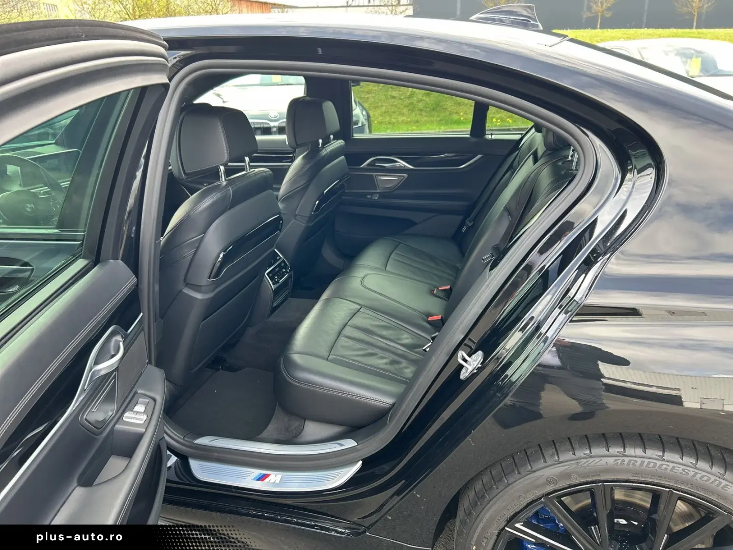 BMW 730d xDrive Limousine M Sportpaket Head-Up LASER