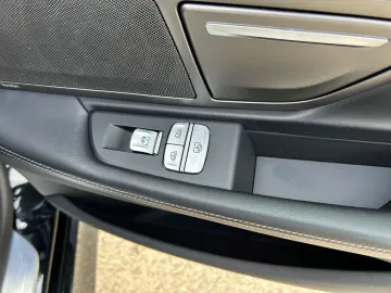 BMW 730d xDrive Limousine M Sportpaket Head-Up LASER