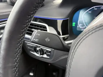 BMW 745 7-serie 745e High Executive M Pakket Schiebe