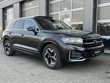 VW Touareg 3.0 TDI R-Line Matrix Panorama Massage