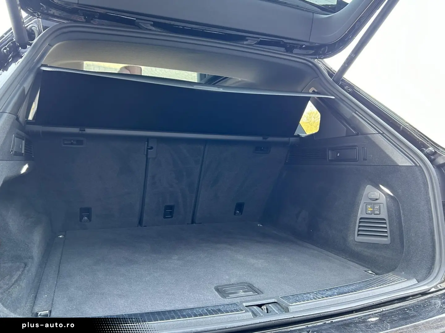 VW Touareg 3.0 TDI R-Line Matrix Panorama Massage