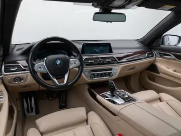 BMW 740d xD M Sport GSD 360  Laser HUD H K SoftClose