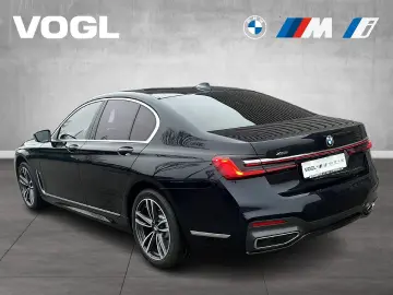 BMW 750i xDrive Limousine