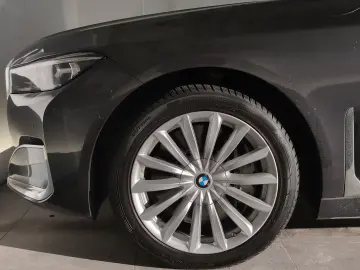 BMW 750i xDrive Limousine Navi LED Glasdach Standhz