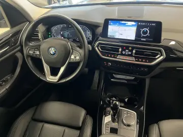 BMW X3 xDrive 30 e AHK LED Navi dig.Cockpit Leder