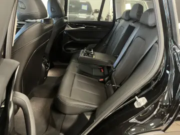 BMW X3 xDrive 30 e AHK LED Navi dig.Cockpit Leder