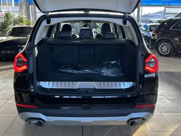 BMW X3 xDrive 30 e AHK LED Navi dig.Cockpit Leder