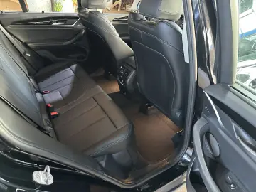 BMW X3 xDrive 30 e AHK LED Navi dig.Cockpit Leder