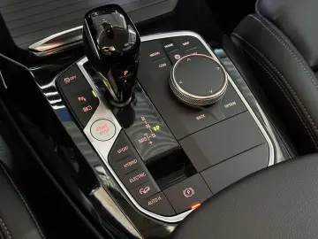 BMW X3 xDrive 30 e AHK LED Navi dig.Cockpit Leder