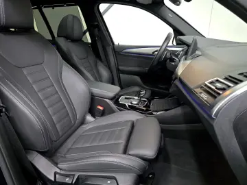 BMW X3 2.0i xDrive M Sport  Pano AHK Winter-P. ACC