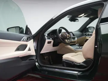 BMW 420 i Coupe M Sport Leder ACC Kamera Virtual H&K