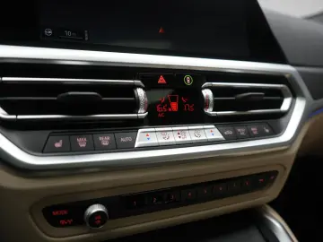 BMW 420 i Coupe M Sport Leder ACC Kamera Virtual H&K