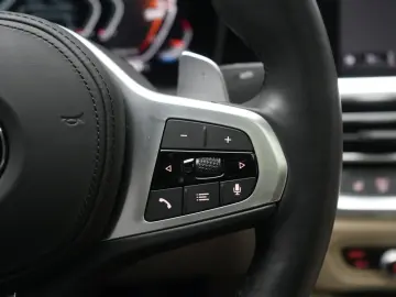 BMW 420 i Coupe M Sport Leder ACC Kamera Virtual H&K