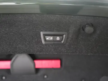 BMW 420 i Coupe M Sport Leder ACC Kamera Virtual H&K