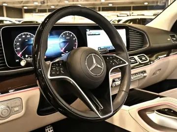 MERCEDES-BENZ GLS 580 4M AMG Line