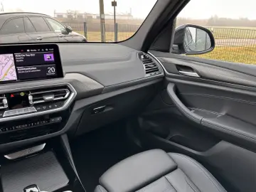 BMW X3 xDrive 30d MSport Laser AHK Kamera Leder SthZ