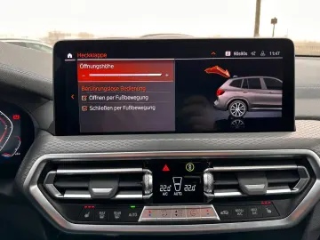 BMW X3 xDrive 30d MSport Laser AHK Kamera Leder SthZ