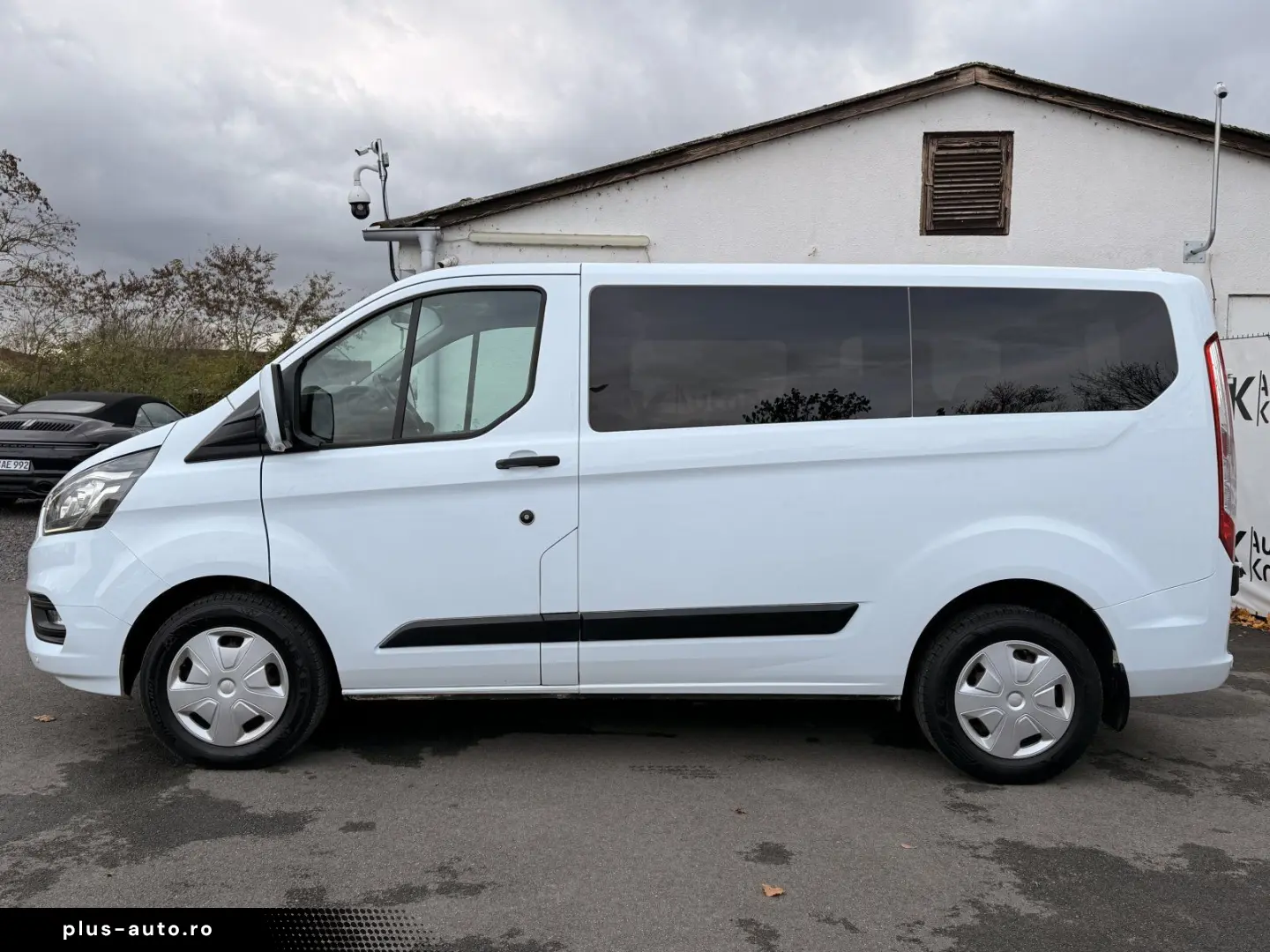 FORD Transit Custom 2.0 TDCi 320 L1 Trend  9-SITZER K