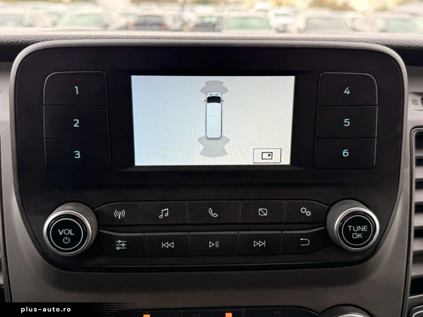 FORD Transit Custom 2.0 TDCi 320 L1 Trend  9-SITZER K