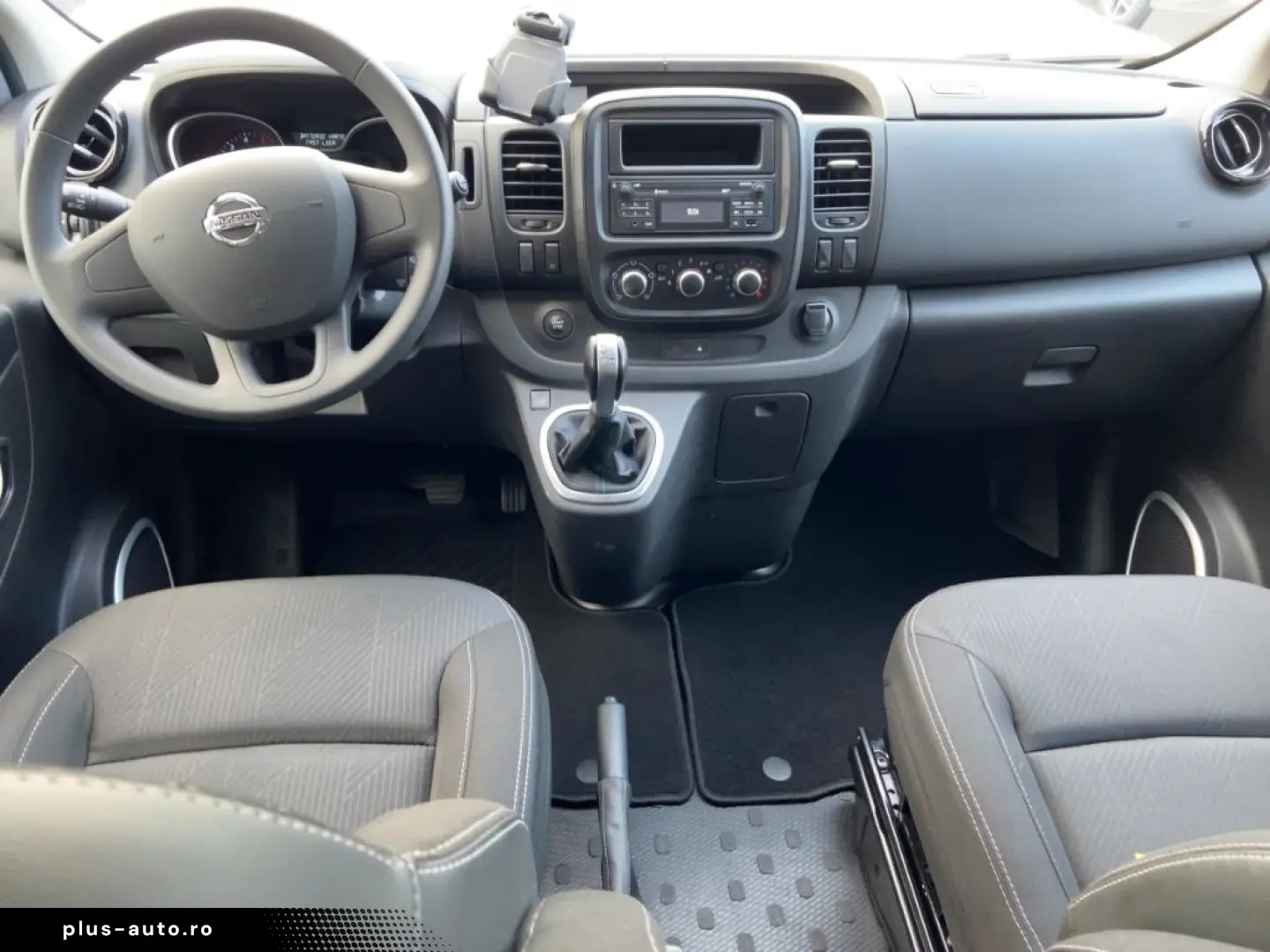 NISSAN NV300 Kombi COMFORT L1H1 2 7t 8-Sitzer Klima