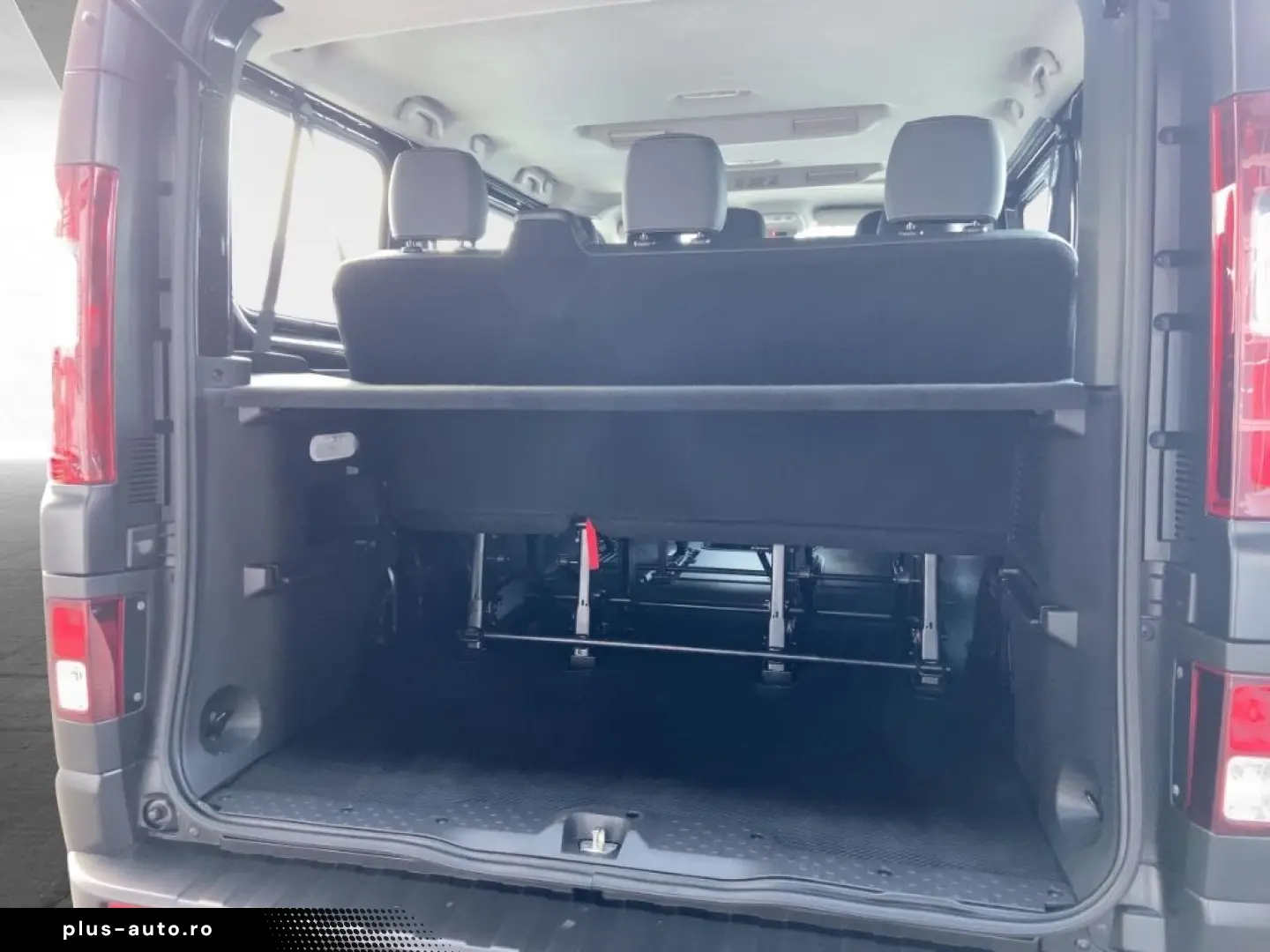 NISSAN NV300 Kombi COMFORT L1H1 2 7t 8-Sitzer Klima