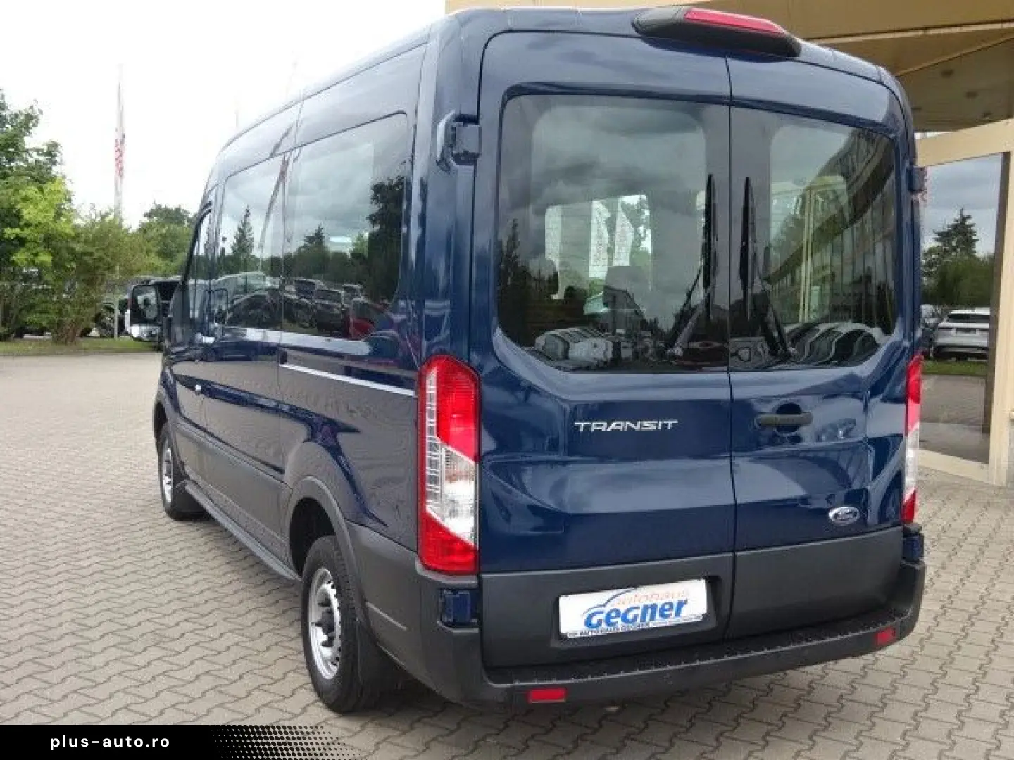 FORD Transit Kombi 310 L2H2 Doppelklima 9-Sitze