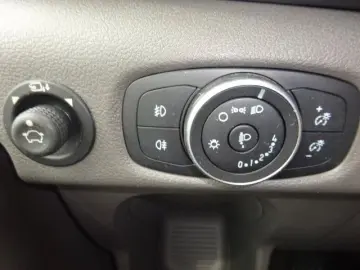 FORD Transit Kombi 310 L2H2 Doppelklima 9-Sitze