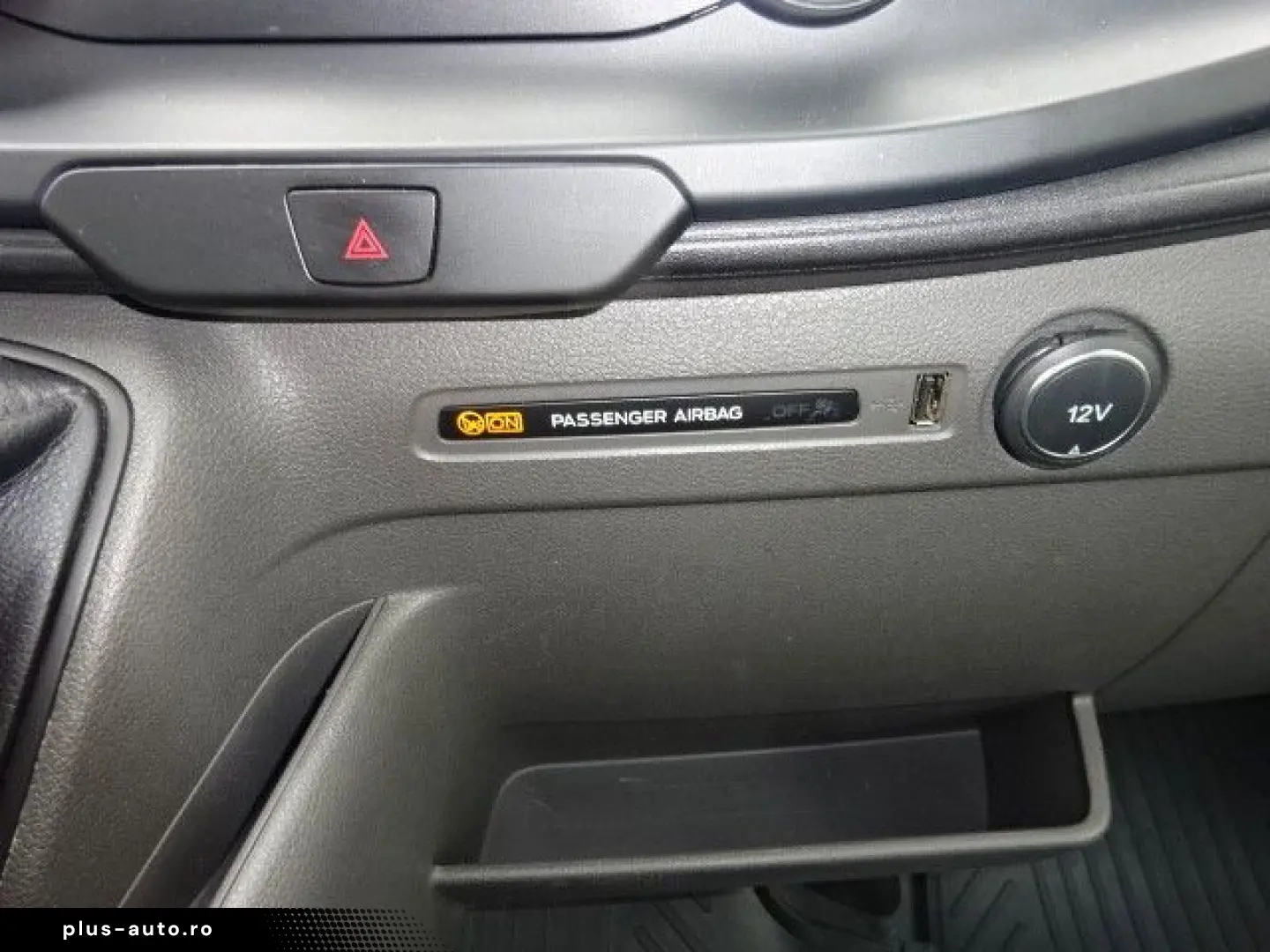 FORD Transit Kombi 310 L2H2 Doppelklima 9-Sitze