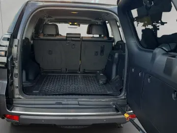 TOYOTA Land Cruiser 2.8 D-4D Automatik TEC-Edition