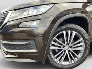 SKODA Kodiaq 1.5 TSI DSG L&K AHK ACC Navi Kamera LED