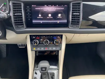 SKODA Kodiaq 1.5 TSI DSG L&K AHK ACC Navi Kamera LED